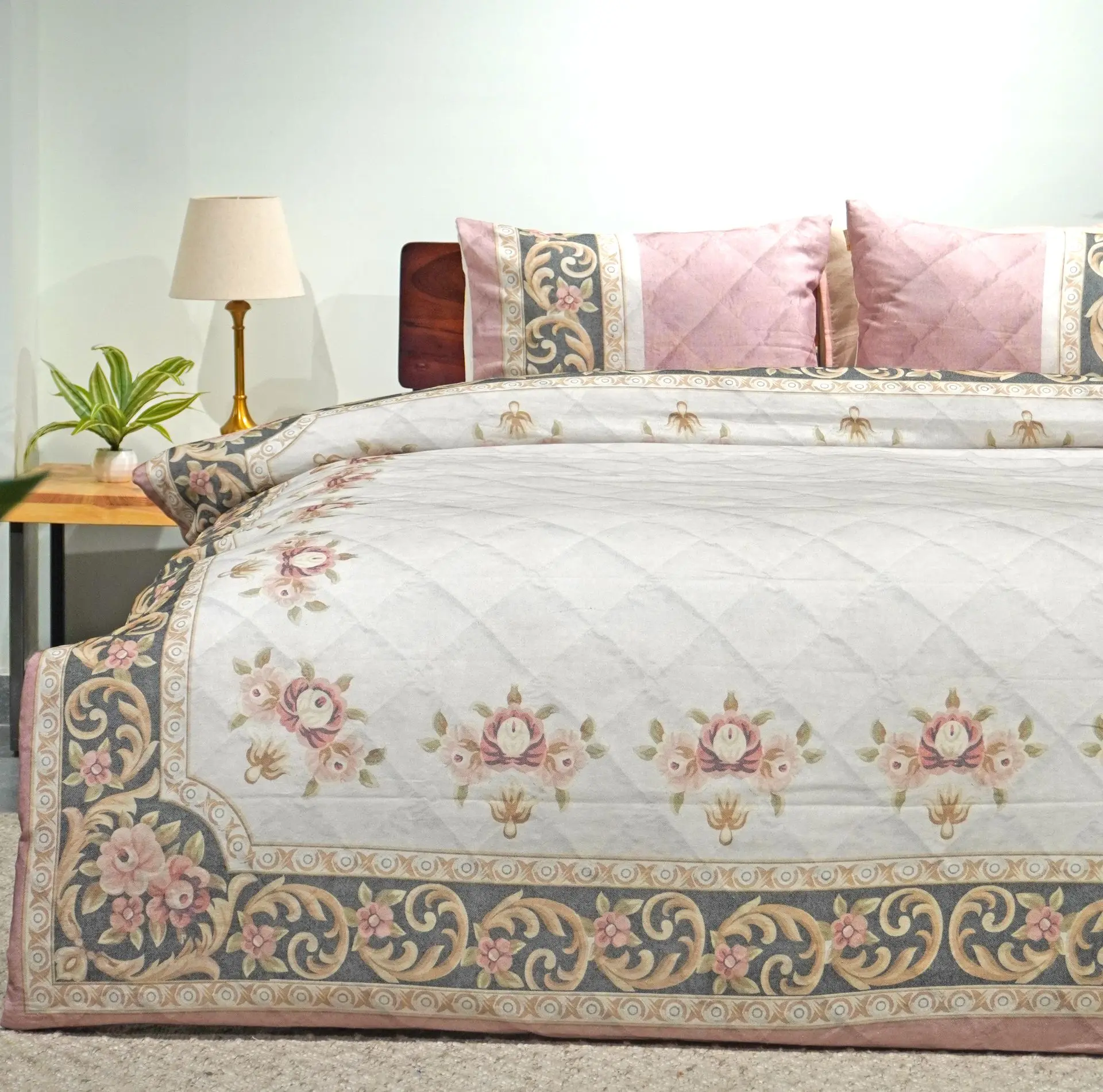 Duvet Covers / Quilt Covers