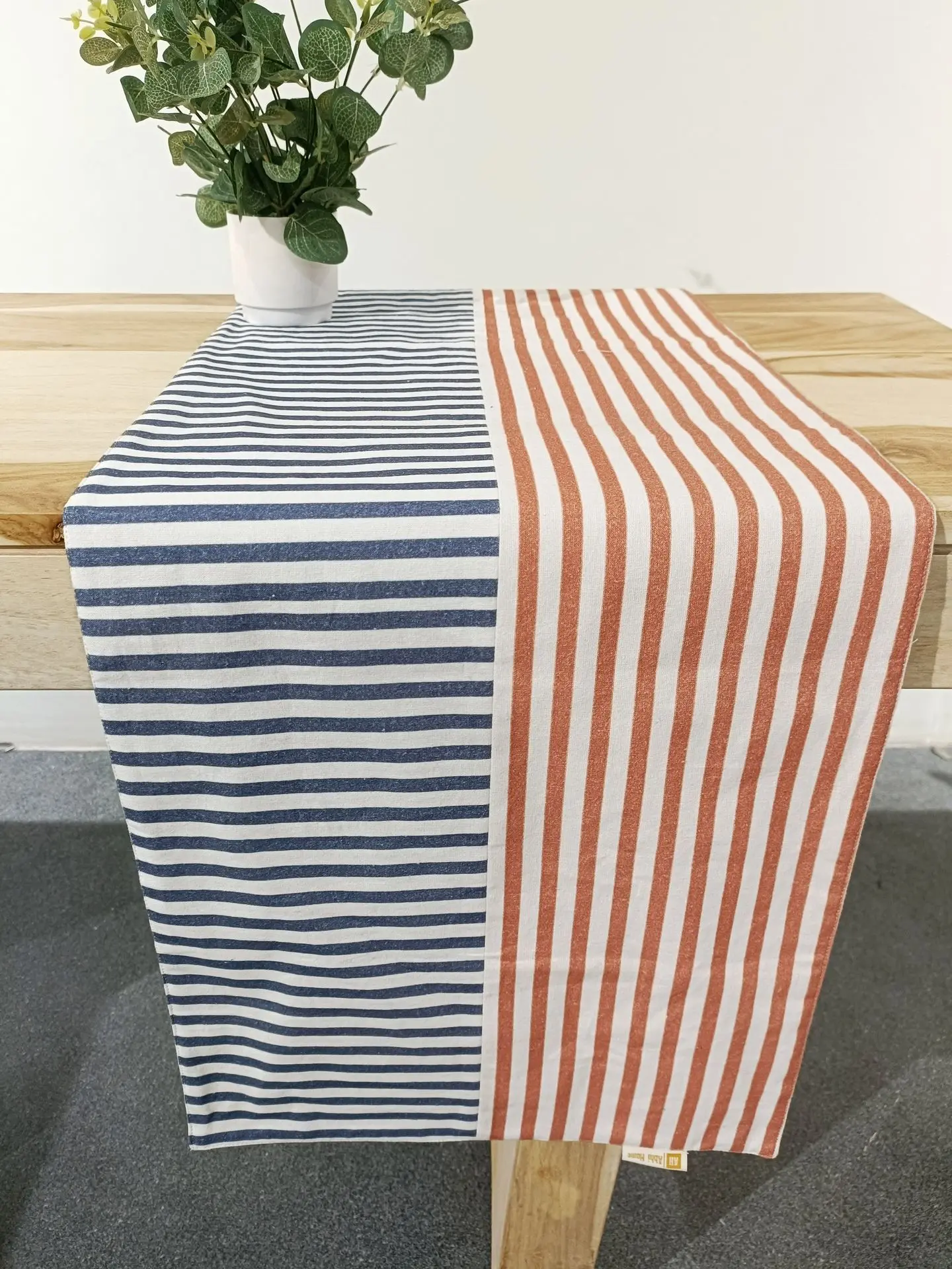 Table Runner