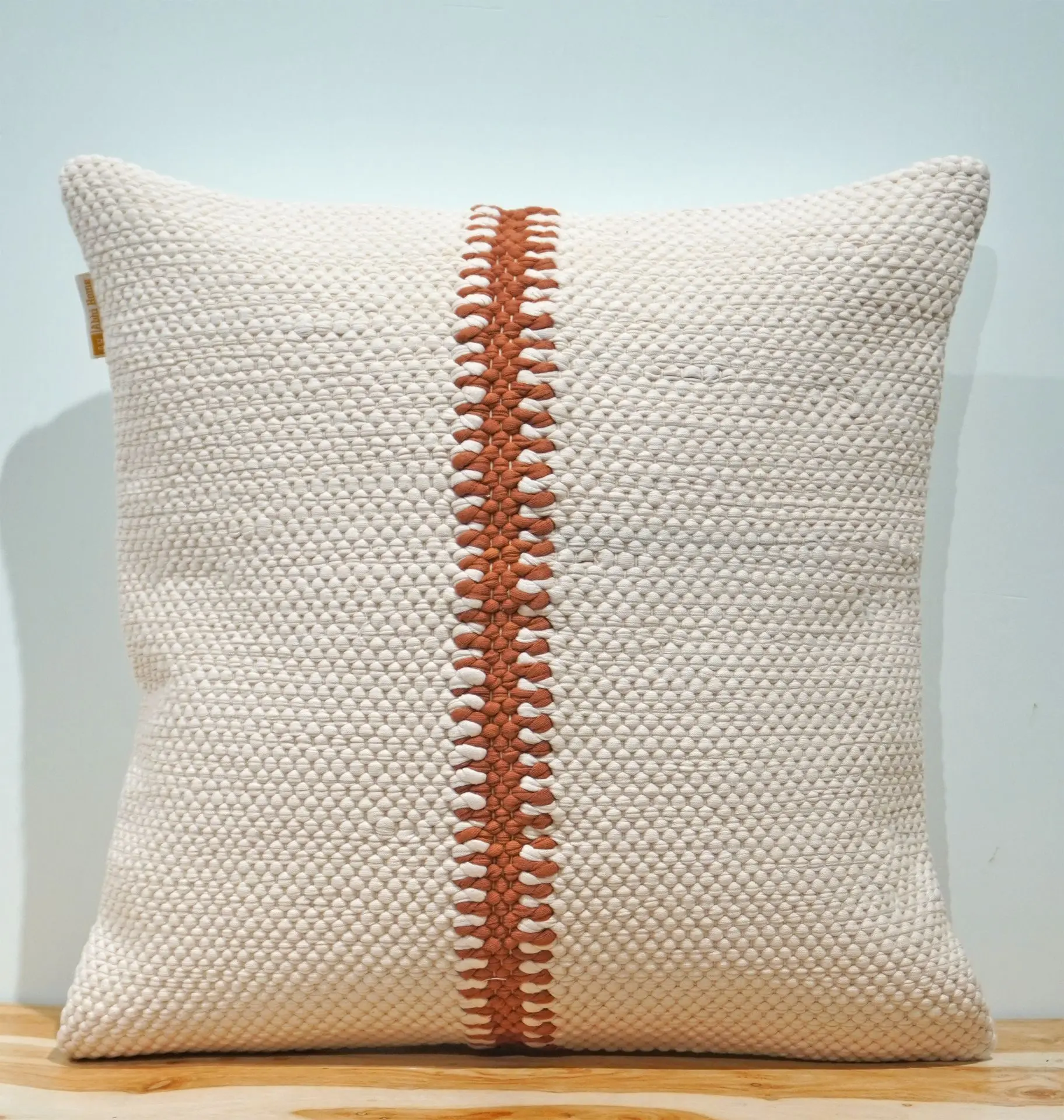 WOVEN CUSHION