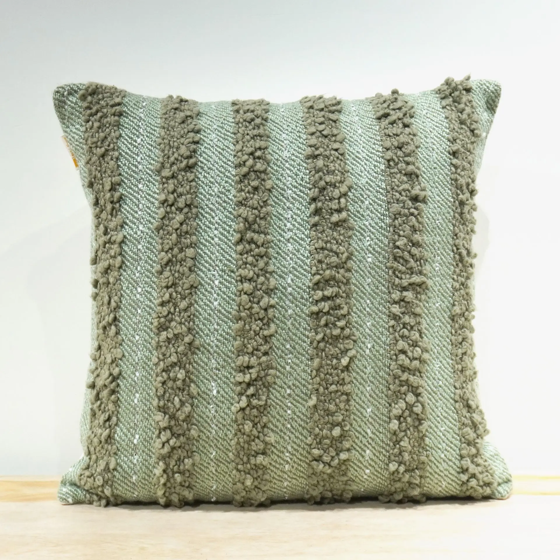 WOVEN CUSHION