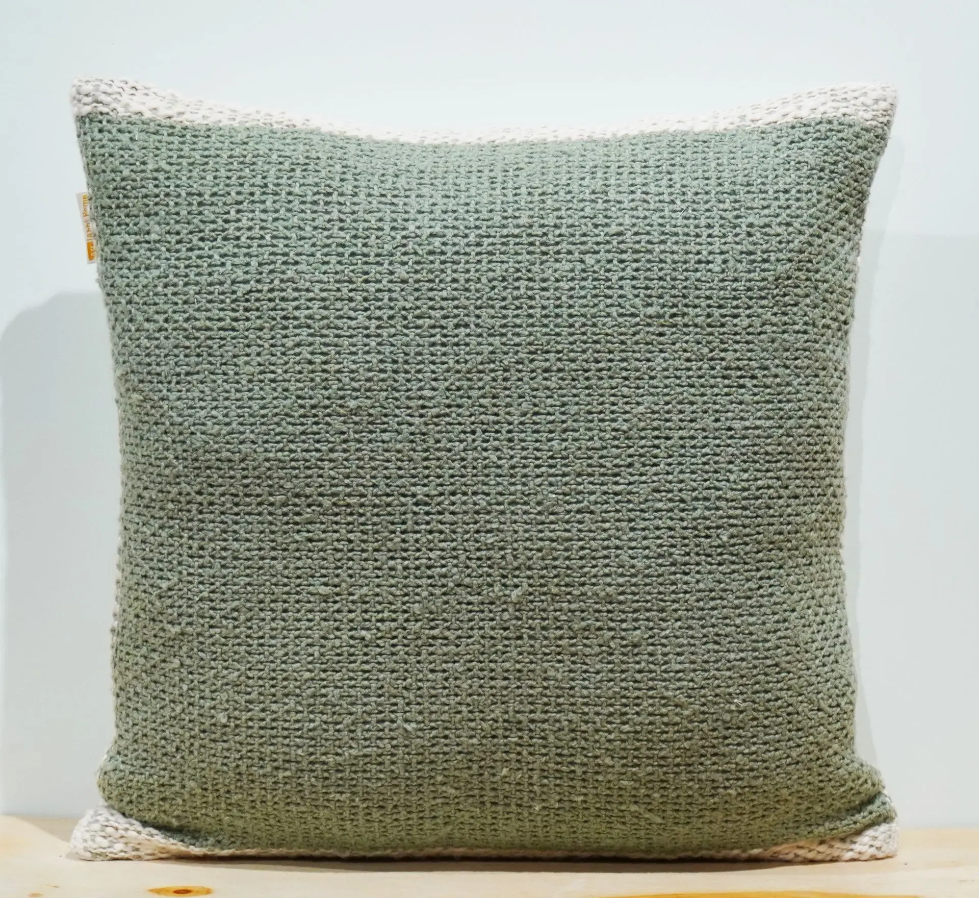 WOVEN CUSHION